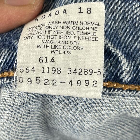 Vintage Levis 550 Jeans Womens 18W Short Relaxed Tapered Light Wash Mom USA 90s - Picture 13 of 15